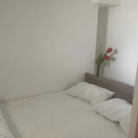 Studio Facing The Sea In Juan Les Pins 昂蒂布